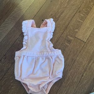 Cat and jack romper baby girl 6-9 mo